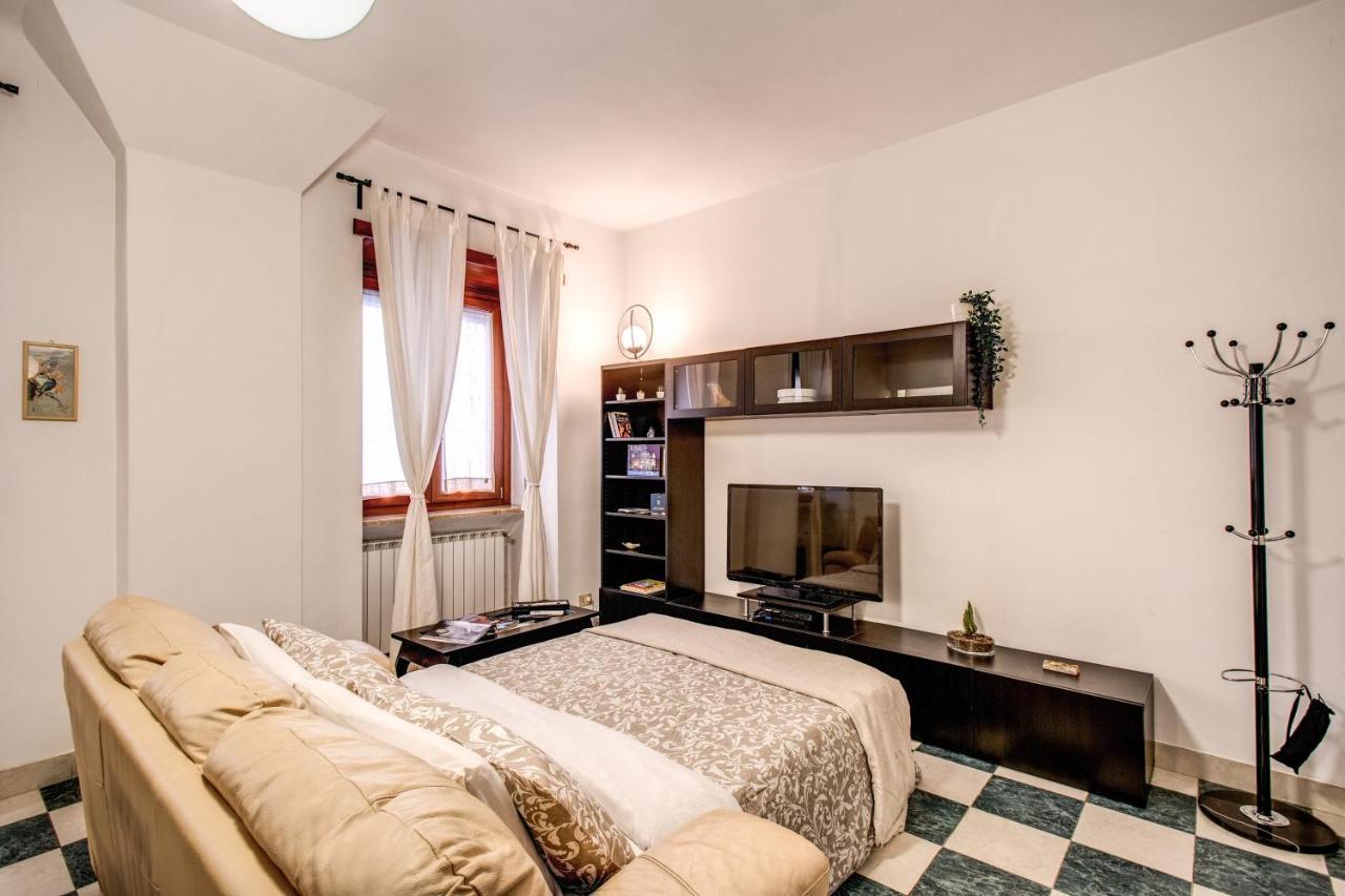 Popolo Accommodation - Lovely Central Apartment Roma Ngoại thất bức ảnh