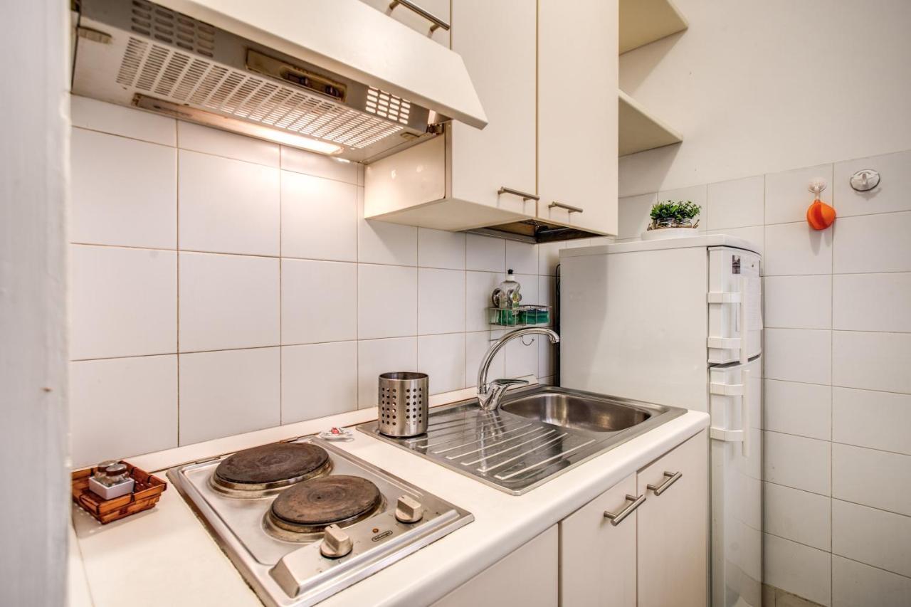 Popolo Accommodation - Lovely Central Apartment Roma Ngoại thất bức ảnh