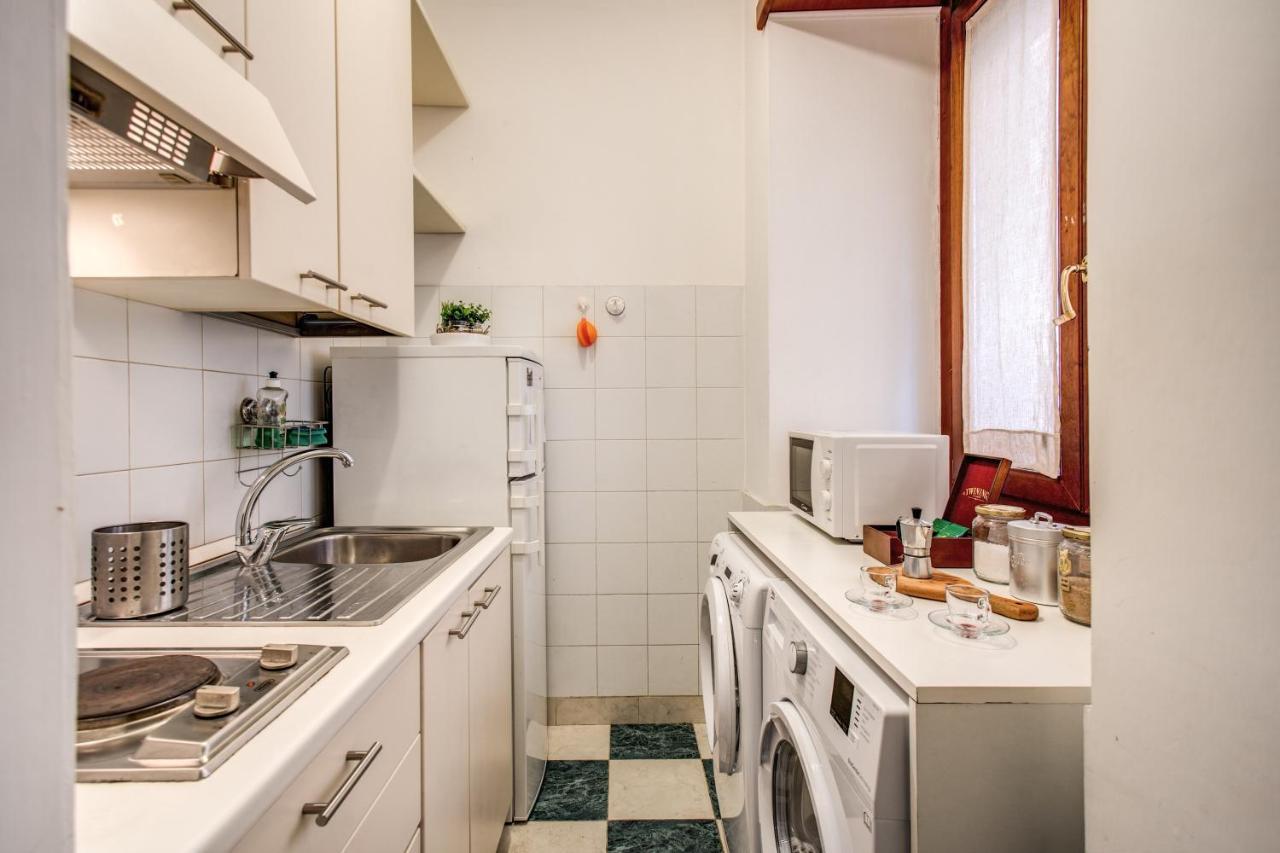 Popolo Accommodation - Lovely Central Apartment Roma Ngoại thất bức ảnh